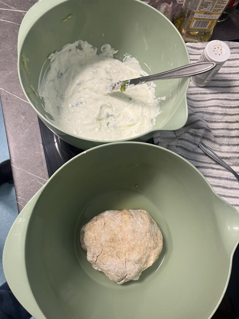 Image for the Tweet beginning: Wholegrain flat bread and homemade