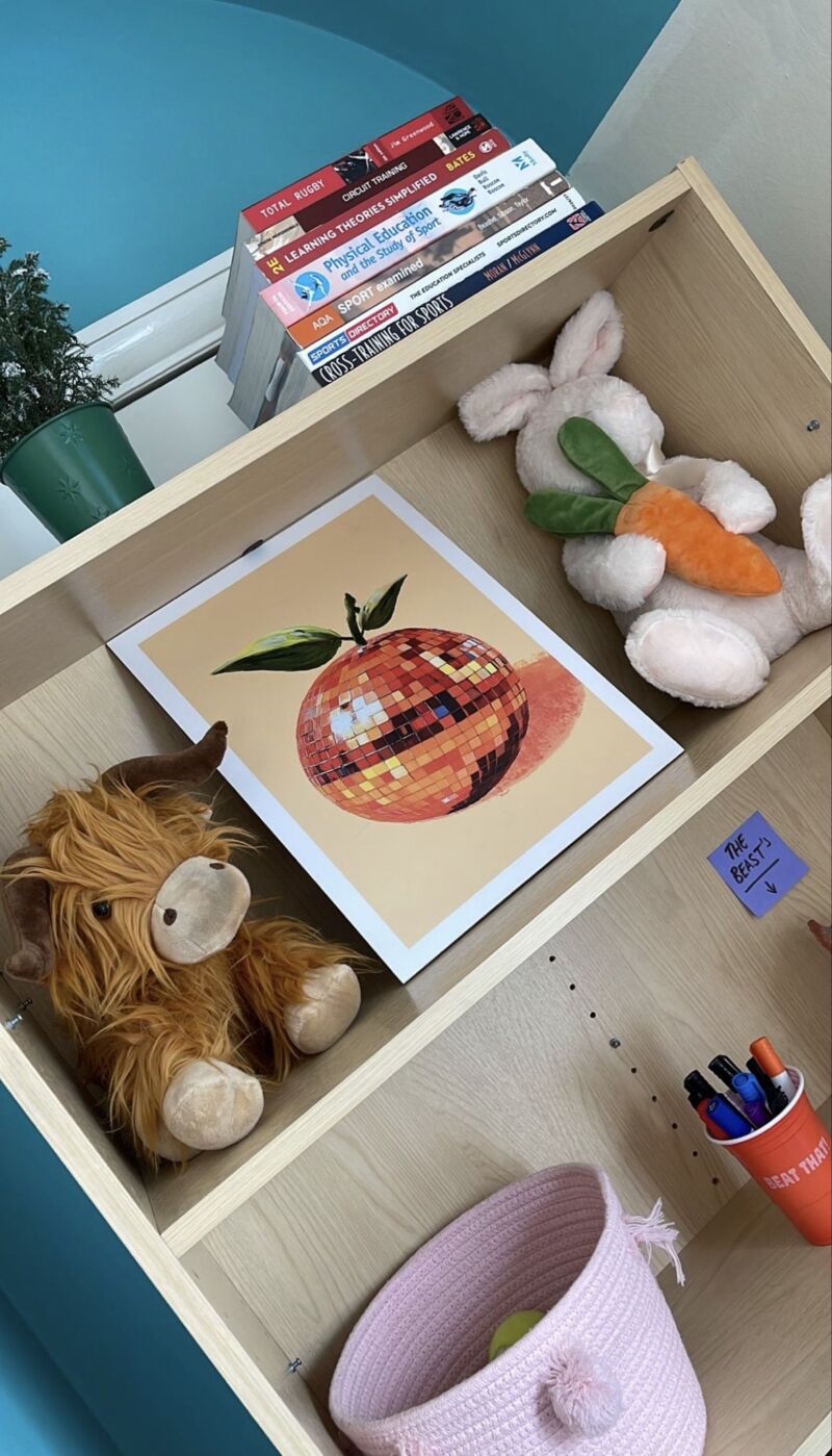 Image for the Tweet beginning: Orange form room has recently